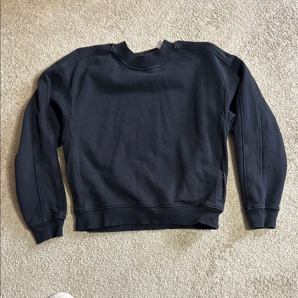 lululemon athletica Sweaters - Lululemon Chill On Pullover Sz6 Black